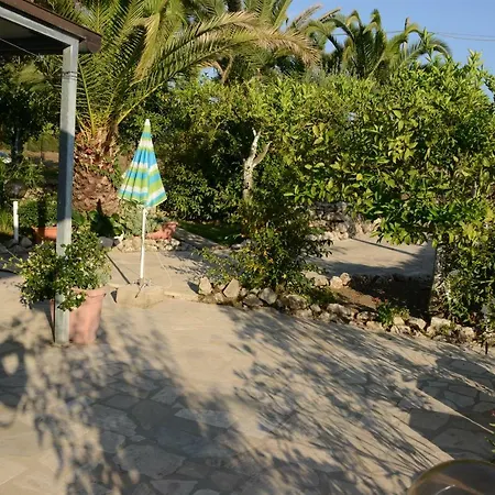 L'aranceto Incantato Holiday home *
